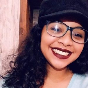 Meet your Posher, Rebeca